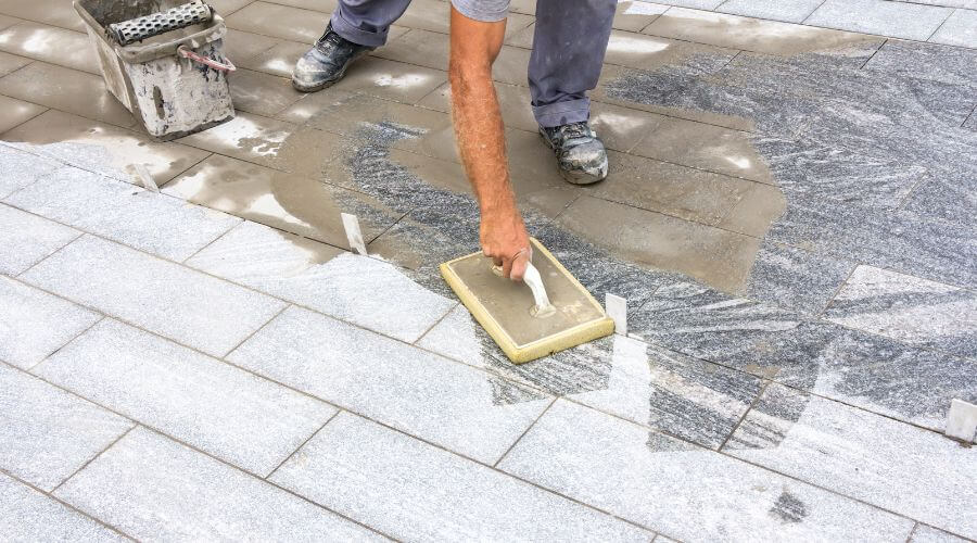 Expert Emergency Roof Repairs services in South Sioux City, NE